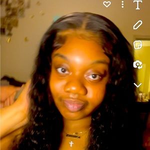 Meet your Posher, Eleora